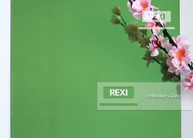 Vidrio reflectante verde oscuro