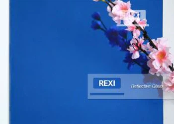 Cristal reflectante azul oscuro